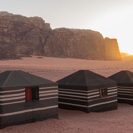 Wadi Rum Fire Camp Esterno foto